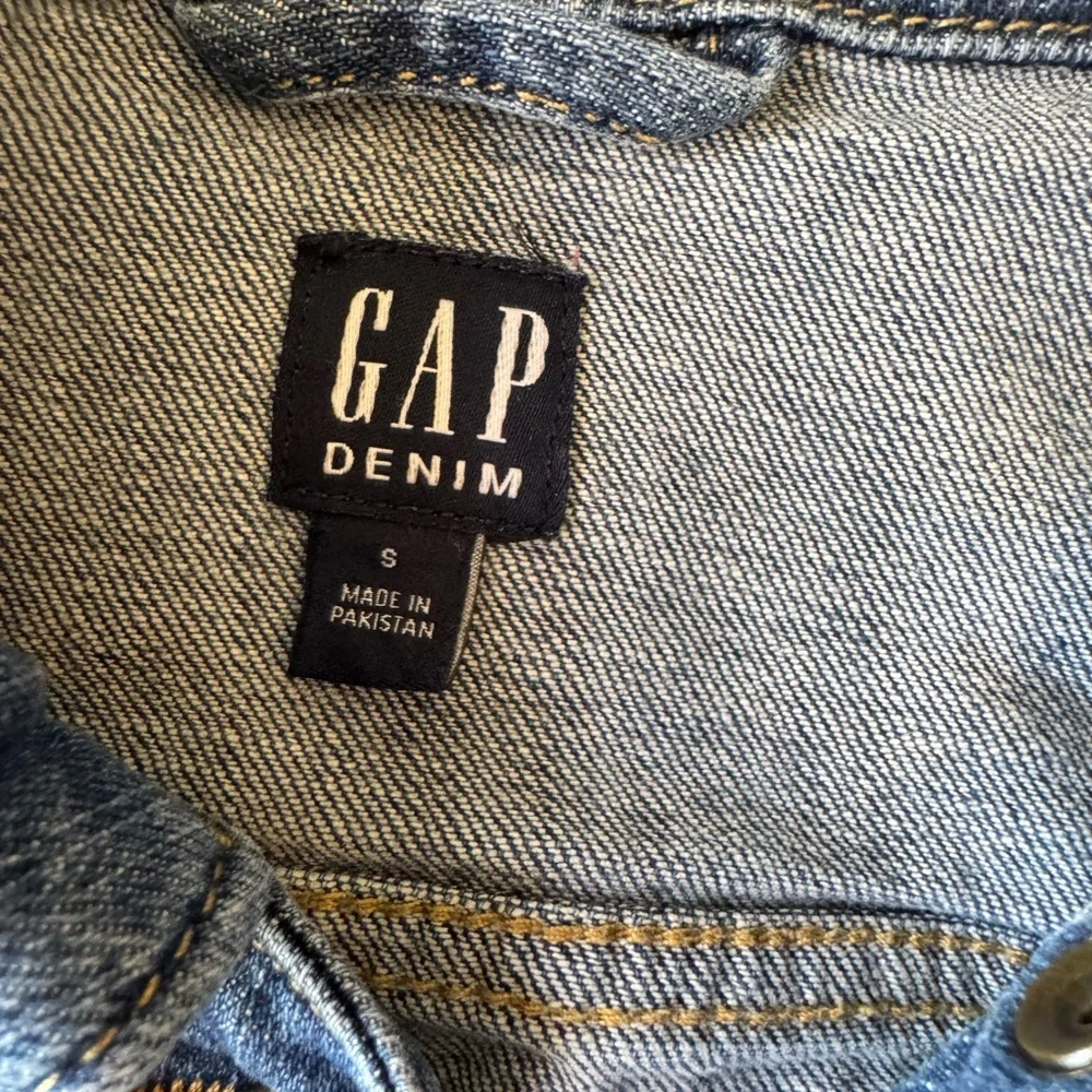 GAP Kids Denim Jean Jacket Size S Classic Blue Stretch Jean Jacket